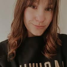 Tami Archer's Instagram, Twitter & Facebook