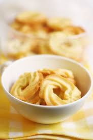 Kokken69 Pierre Herme S Sable Viennois Danish Butter Cookies Danish Butter Cookies Cookie Press Recipes Cooking Recipes
