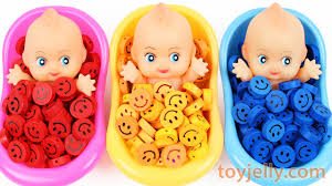 M&ms speckled eggs surprise toys paw patrol trolls tmnt kinder surprise egg peppa pig my little pony. Contoh Soal Pelajaran Puisi Dan Pidato Populer Baby Bath Time Surprise