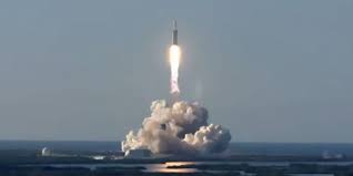 Un Incident Sur La Capsule De Spacex Pourrait Retarder Son Premier Vol Habite