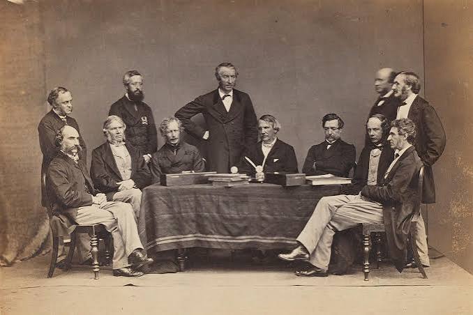 Aditya Singh X પર: "📷 : Real photo of #General Hugh Rose ( 3rd from left 👉) , Commander in chief of Central India field forces who defeated ' Jhansi ki Rani ' #