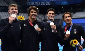 Ancora medaglie per gli azzurri a tokyo. Olimpiadi Terza Giornata Martinenghi Bronzo La 4x100 Stile Bacosi E Garozzo Argento Quadarella In Finale Nazionali Calciomercato Com