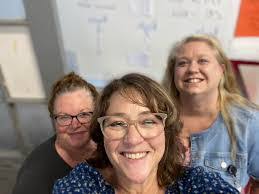 Jamie Pavlis's Instagram, Twitter & Facebook