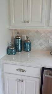 Backsplash ideas for white kitchen cabinets. 15 Backsplashes With White Cabinets Ideas Kitchen Remodel Kitchen Inspirations Kitchen Renovation