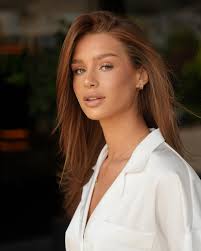 Azi am îmbrăcat costumul de la @eva.house.md 🤍