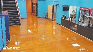Tren desain rumah minimalis menjadi konsep tirai jendela yang polos dengan warna yang selaras dengan cat dinding rumah anda memberi kesan mendalam. Epoxy Lantai Metallic Tampilan Ala Granit Berharga Ekonomis Raja Epoxy Com