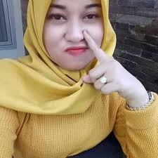 Hp serta biodata lengkapnya disini!!! Pin Di Jilbob