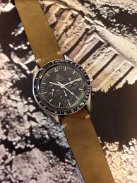 Bij vintage times zijn we gespecialiseerd in oude vintage horloges van merken als; Speedmaster 1969 Vintage Horloges Horloges En Vintage
