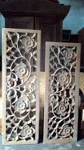 Semakin ke pinggir, semakin kecil bentuk perseginya, yang malah menjadi persegi panjang. Desain Ventilasi Rumah Minimalis Yang Alami