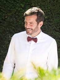 Date et lieu de votre mariage, thème éventuellement choisi (décontracté, champêtre, traditionnel, bord de mer, etc…) couleur de la robe ou de la tenue du conjoint, une idée préalable bien définie, etc…. Le Chemiseur Tenue De Mariage Pour Homme