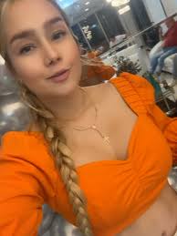 Reel by Jenny Velez (@1111yeye_vr) · October 1, 2025