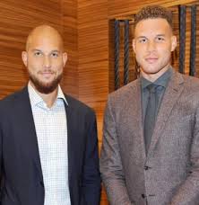 Après avoir remporté les récompenses universitaires les plus importantes avec le john wooden award et le naismith award. Blake Griffin Family Baby Mama Kids Brother Parents Afalona