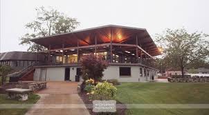 Columbia Mo Country Club Rustic Wedding Photography Aaron Susan Rustic Wedding Photography Outdoor Wedding Photography Rustic Outdoor Wedding