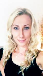 Adele Dempsey's Instagram, Twitter & Facebook