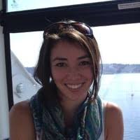 Elizabeth Arakaki's Instagram, Twitter & Facebook