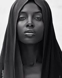 Beautiful Woman Black And White Photography 50 Black And White Portraits Black Beauties Black And White Portraits Black And White Photography