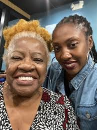 Cassandra Blakely's Instagram, Twitter & Facebook