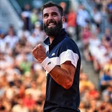 French player benoit paire argued with the chair umpire and was heckled by the wimbledon crowd after being given a code. Hope Benoit Paire Mouratoglou Tennis Academy Facebook
