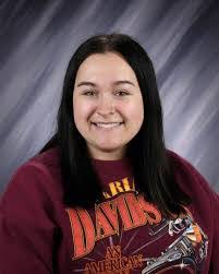 Amanda Clubb's Instagram, Twitter & Facebook