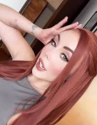 Maya Nazor apareció en redes sociales presumiendo su nuevo Look con el  cabello rojo… Seguro que a Luka se le antojó que su mamá se gastara 10 mil  pesos en la peluquería.