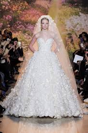 Check spelling or type a new query. Fur Luxus Braute Die Schonsten Haute Couture Brautkleider 2014
