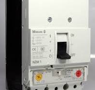 Moeller Circuit Breaker NZM1 + NZMB1-A100 690V AC 3 Pole 100A