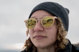 Lisa Hibbert's Instagram, Twitter & Facebook