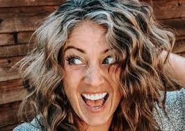 Dina Walker (dinaw99)