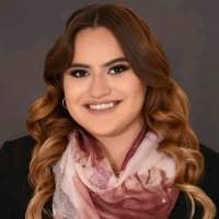 50+ perfiles de «Adela Flores»