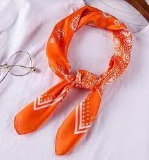 Gedreven meiden met een mooie toekomst. Bol Com Mooie Dames Neksjaaltje Oranje Sjaaltje Vierkant 70x70 Cm Blauw Rand Zijde Zachte