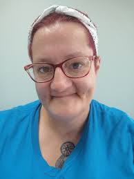 Hi I'm 38 and have older teens. I have bipolar 2. I'm from Illinois.