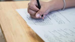 Parmi elles, on trouve des grandes écoles (consulaires ou non) qui étoffent leur offre de formation en proposant des bachelors en 3 ans. Ecoles De Commerce Post Bac Fin Du Concours Team L Icd Et L Idrac Recrutent En Propre En 2021 L Etudiant