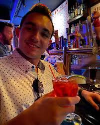 Tyler Klinedinst's Instagram, Twitter & Facebook