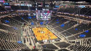 It'll be only 250 people, and the gathering will be carefully staged to comply with city rules to protect against the spread of. Milwaukee Bucks Increase Attendance To 50 Capacity For Playoffs At Fiserv Forum
