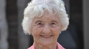 Ruth Heffer: Founder of iconic wildlife park 'Maru' remembered for profound  impact