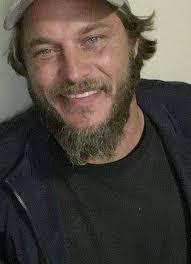 How could you not want to cuddle up to him 🤗😊👀🧜‍♀️ for fans ❤