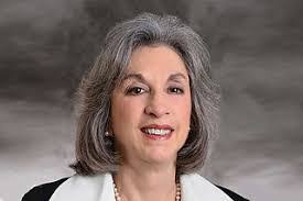 Marcia Lowry's Instagram, Twitter & Facebook