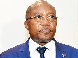 O MPLA NUNCA ESTEVE TÃO FORTE COMO AGORA”