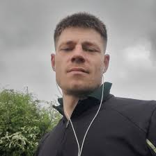 Can anyone suggest a barbers 💈 that I can take my Goldfish🐠 please 🥴