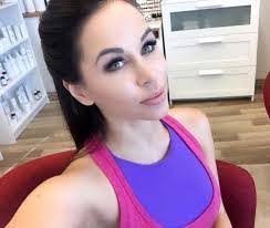 Carol Galang's Instagram, Twitter & Facebook