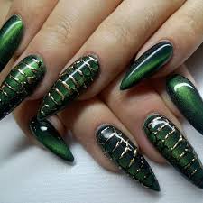 Green nature nail design by avantasien, wild green nail design by avantasien, more information on nails,. Green Nails For 2021 Greenery Olive Green Mint And Lime Trendy Shades Nailspiration
