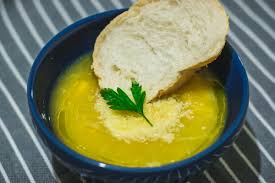 Receita de sopa creme de cebolas em sopas e caldos, veja essa e outras receitas aqui no separei para vocês algumas das muitas receitas de sopas e cremes que já pintaram por aqui. Sopa De Mandioquinha Com Frango O Que Vai Ter Na Janta