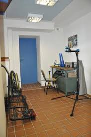 Jugendmigrationsdienst Ladt Ein Ins Cafe De Mundo Am Dionysiuskirchplatz Neuer Treffpunkt Mitten In Borbeck Essen Borbeck