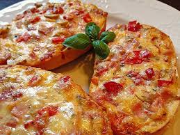 Pizzabrotchen Uber 47 Bewertungen Und Fur Schmackhaft Befunden Mit Portionsrechner Kochbuch Video Tipps Jet Pizzabrotchen Rezept Pizzabrotchen Rezepte