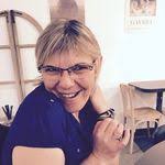 Christine Mannes's Instagram, Twitter & Facebook