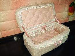 اعادة تدوير الكرتون home decor decor accent chairs