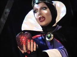 Evil Queen and the Magic Mirror