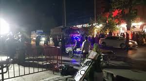 Kabul airport attack kills 60 afghans, 12 us troops. 1esn21k67sbeym