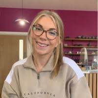 10 "Amber Benham" profiles