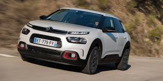 Con tanta inversión consentida para el diseño exterior, el. Conducimos El Citroen C4 Cactus 2018 Mas Equipamiento Menos Personalidad